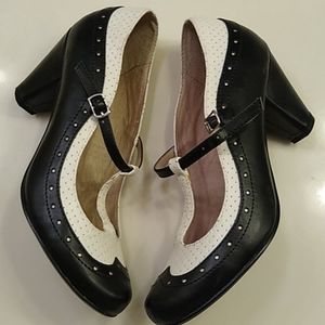 mary jane saddle shoes